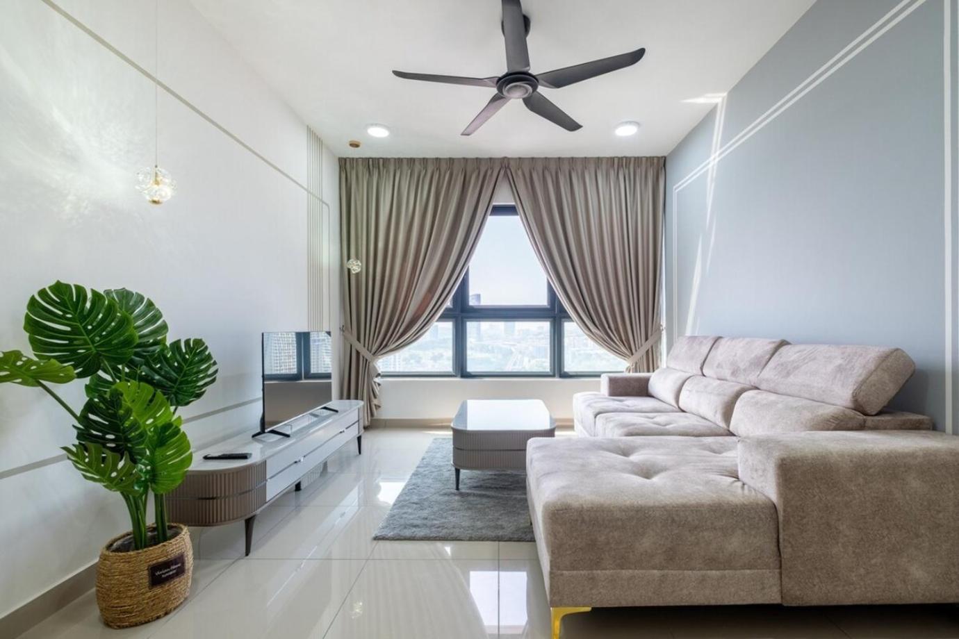 M Vertica Kl Residences Apartment